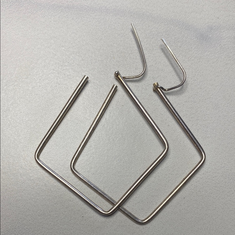 Diamond Shaped Sterling Silver Hoop Earrings 925 - Picture 3 of 6